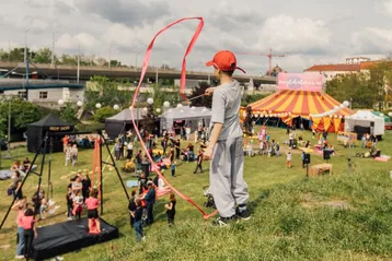 Festival Žonglobalizace představí v Plzni nový cirkus