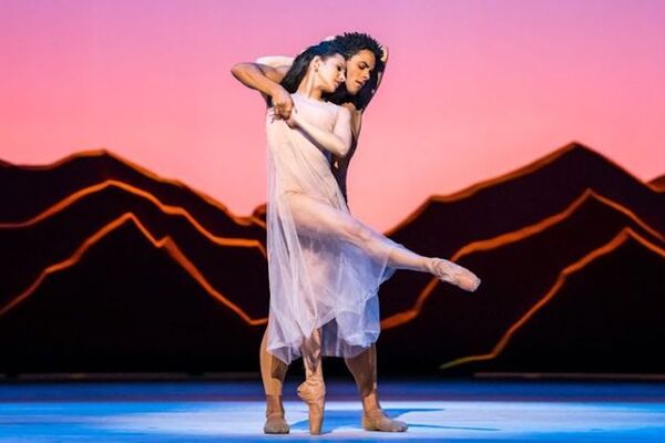 Like Water for Chocolate (Marcelino Sambé and Francesca Hayward). Photo: Tristram Kenton.