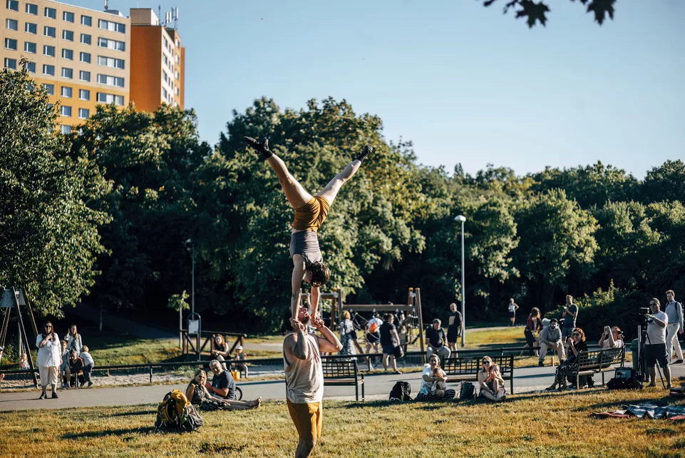 Jakub a Helena Urbanovi. Wander. Foto: Vojtěch Brtnický. 