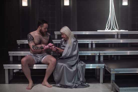 Fallen Olymp.  Foto: Lucie Urban.