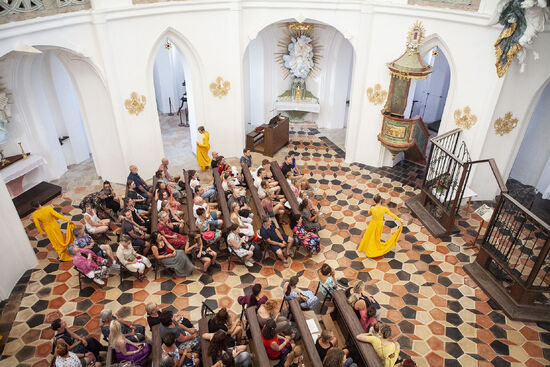 Zelená hora (Cie Fêtes Galantes). Foto: Dragan Dragin.