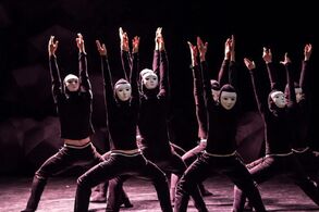 Černý mraky nepláčou (DEKKADANCERS). Foto: Pavel Hejný.