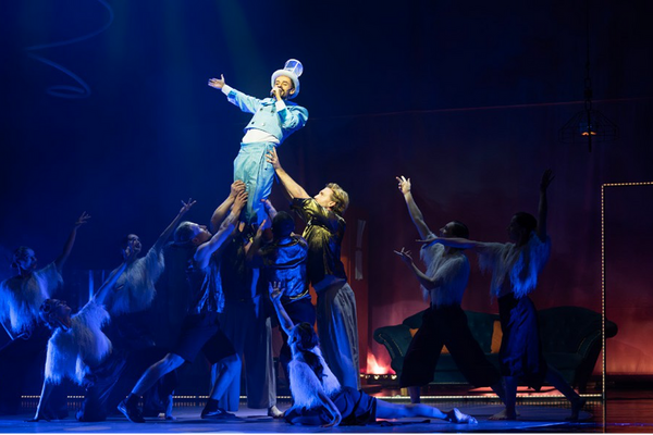 Armageddon Poslední derniéra, choreografie Tomáš Pražák. Losers Cirque Company. Foto: Mario Bakuš. 
