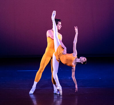 Concerto (Yasmine Naghdi, Nicole Edmonds). Foto: Fonteini Christofilopoulou.