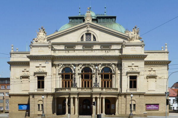 Divadlo J. K. Tyla v Plzni. Zdroj Wikimedia Commons.