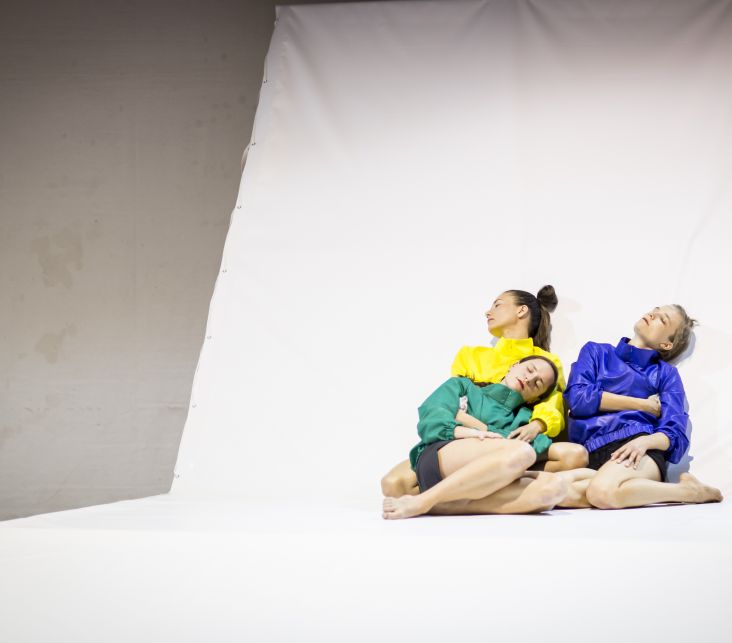 Treatment of Remembering (Johana Pocková, Sabina Bočková, Inga Zotov-Mikshina). Foto Vojtěch Brtnický.
