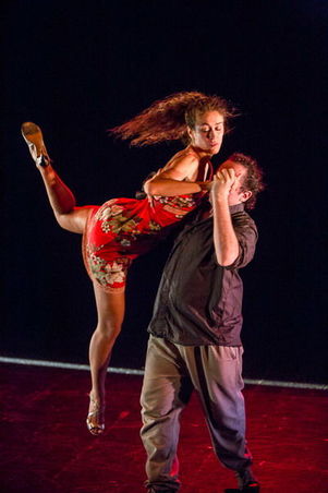 Letní Prahu roztančí v neděli argentinské tango – začíná festival Divadelní Odysea