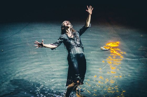 Premiéra site specific projektu Kratochvílení 2017 – V kruhu