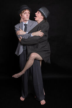 Kafka Is Alive. Tereza Hromádková a Vojtěch Javůrek. Foto: zdroj LampArt Company.