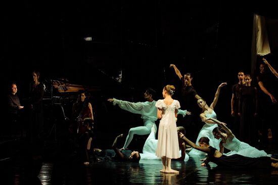 Proměny. Balet Divadla města Ústí nad Labem. Foto: zdroj archiv Divadla města Ústí nad Labem.