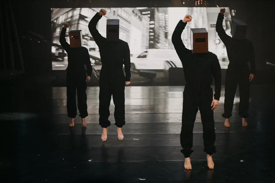 DEKKADANCERS. Foto Jakub Červenka.