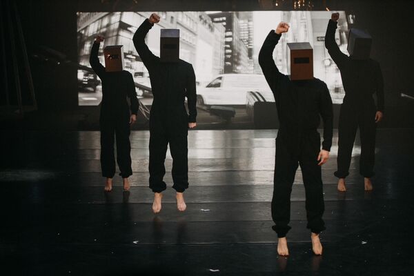 DEKKADANCERS. Foto Jakub Červenka.