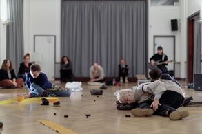 Asphalt Lovers - Azolla Collective. Zdroj: Kristýna Sudková