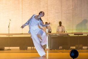 Drumming live (S. Rosoloni). Foto: Agathe Poupeney / OnP