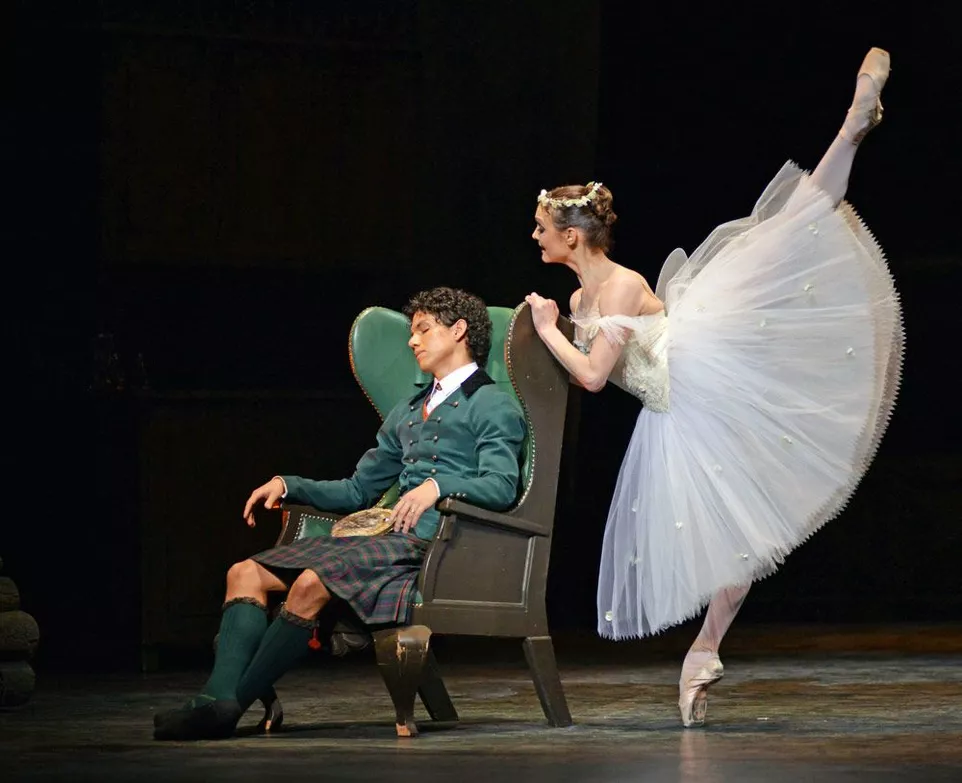 La Sylphide (Jurgita Dronina, Isaac Hernandez). Foto: Dave Morgan.