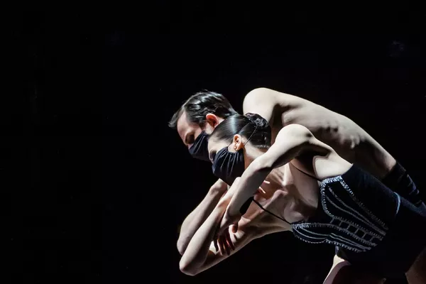 Baletní Gala - Vertigo (Adam a Radka Zvonařovi). Foto: Serghei Gherciu.