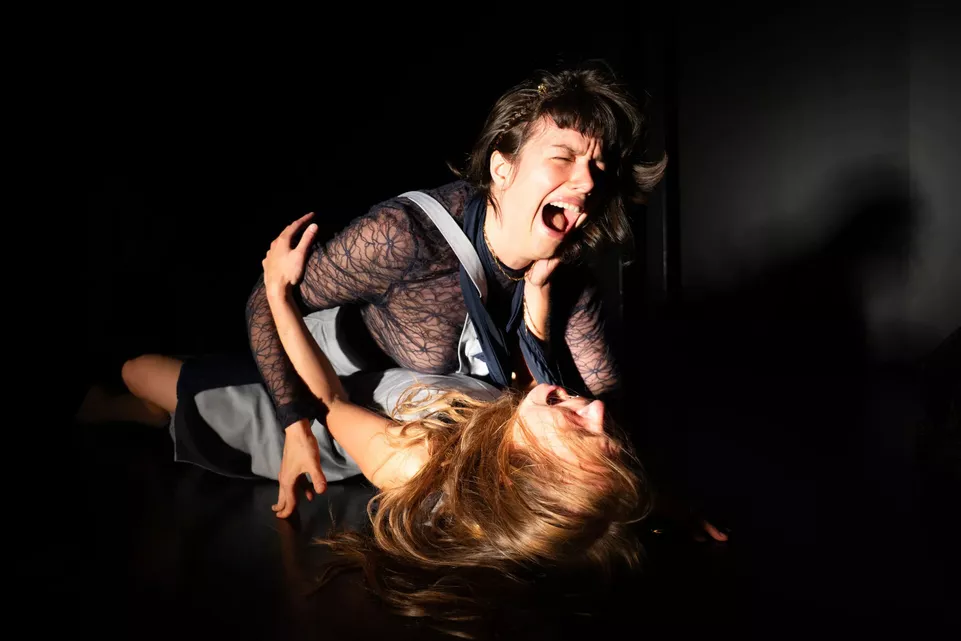 On/Crying – The Gravity of Tears. Foto: Jan Vesala. 
