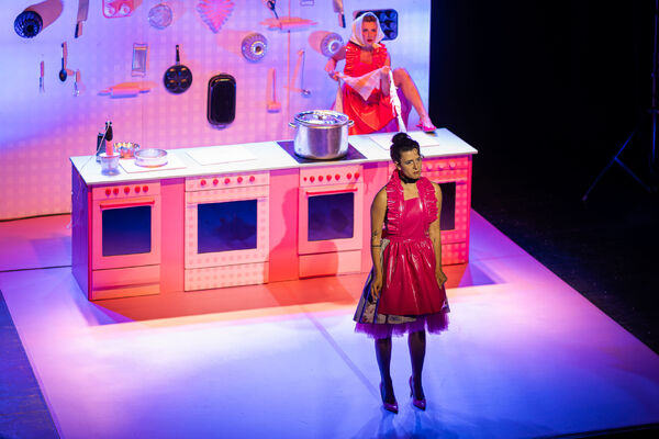 Kuchyňské porno. Nebojsy. Foto: Romana Kovacs.