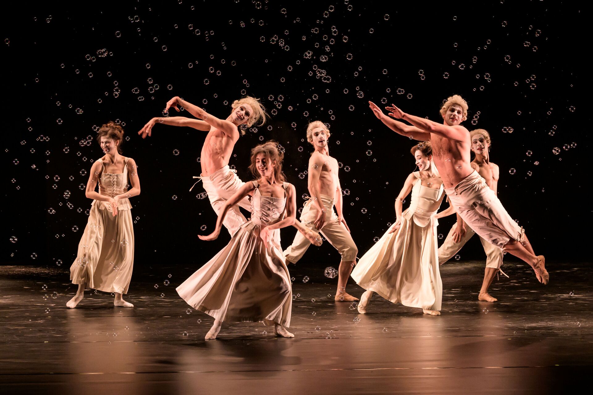 Nejen Mozart! Šest tanců. Foto: zdroj archiv NDM. 