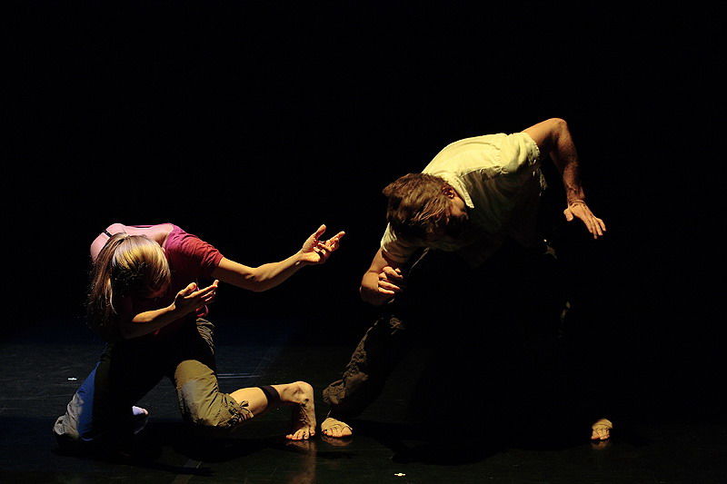 Synchronicity - derniéra choreografie Michala Záhory a souboru NANOHACH