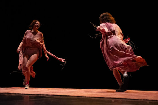 Weak Women. Eva Priečková a  Zuzana Žabková. Foto: Karel Kunc.