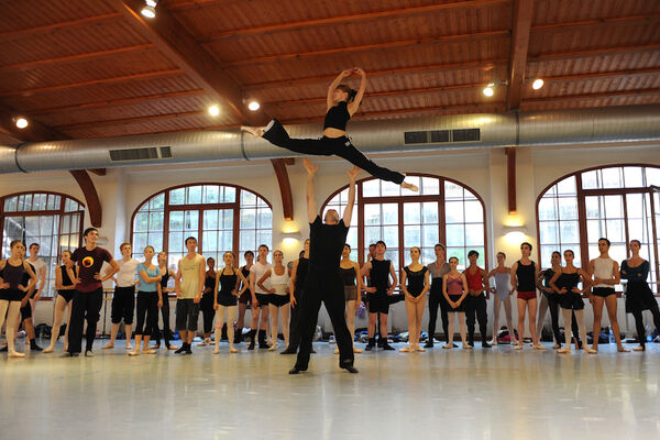 Daria Klimentová při výuce. Foto: soukr. archiv D.K.