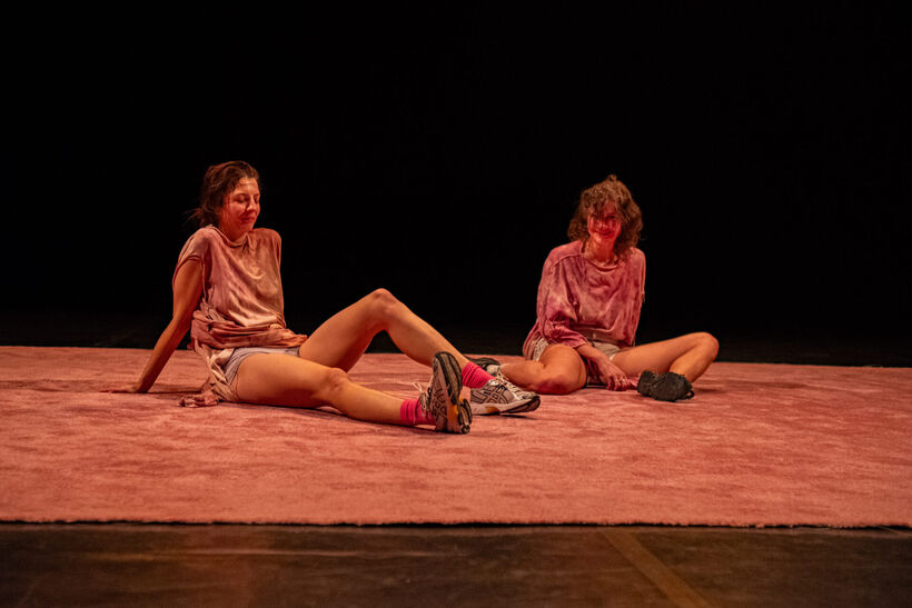 Weak Women. Eva Priečková a Zuzana Žabková. Foto: Karel Kunc.