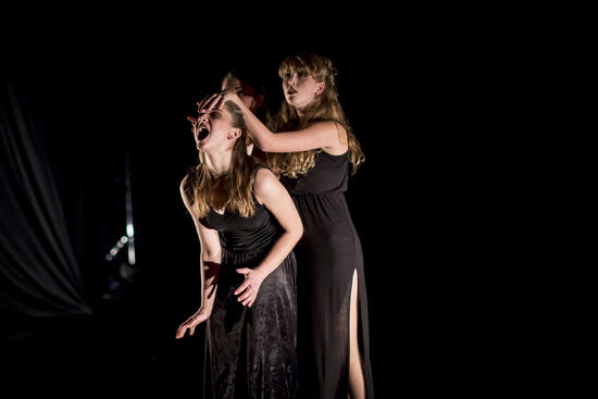 Trio La Femme ( Julie Kubrychtová, Natalia Metodijeva, Veronika Krbcová) Foto: Vojta Brtnický.