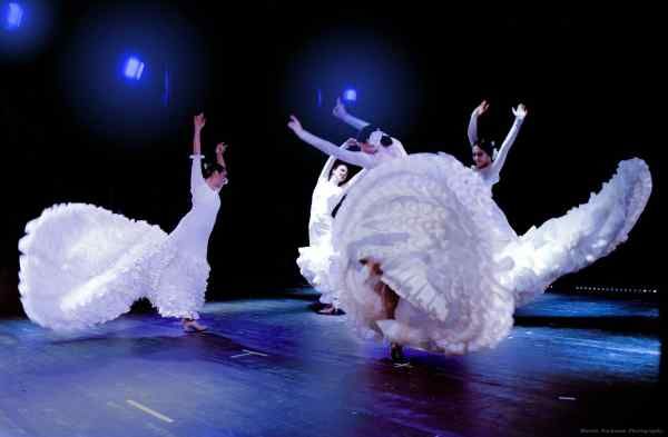 Virginia Delgadová a Compañía Danza Flamenca: Mujeres