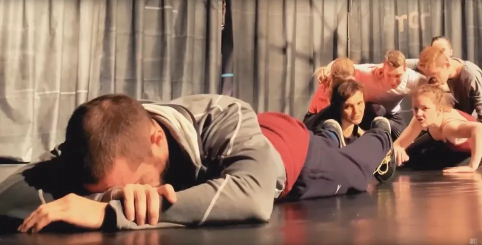 Zkouška inscenace Panoptikum. Foto z videoreportáže TA.