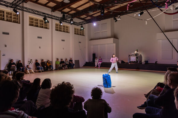 Odpojení. Holektiv. Foto: Dita Havránková. 