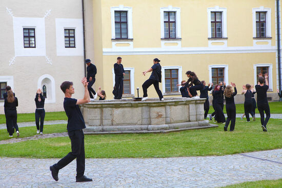 Streets of Žďár. Zdroj: KoresponDance.