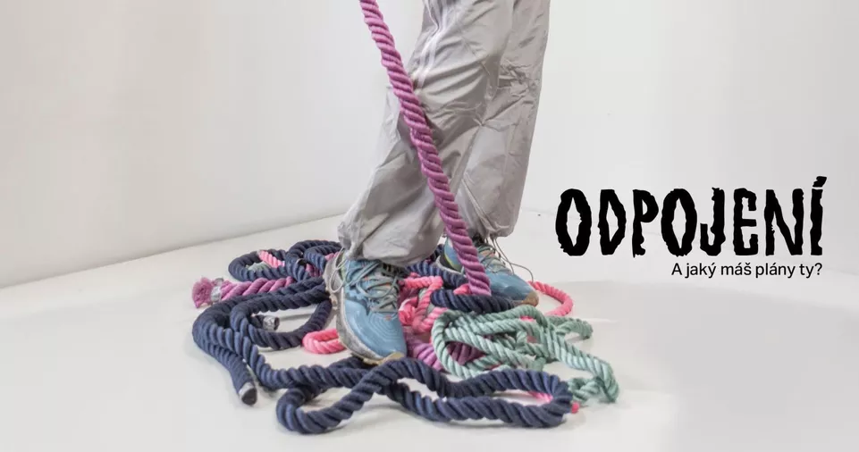 Projekt Odpojení souboru Holektiv zpracovává téma, které denně řešíme všichni