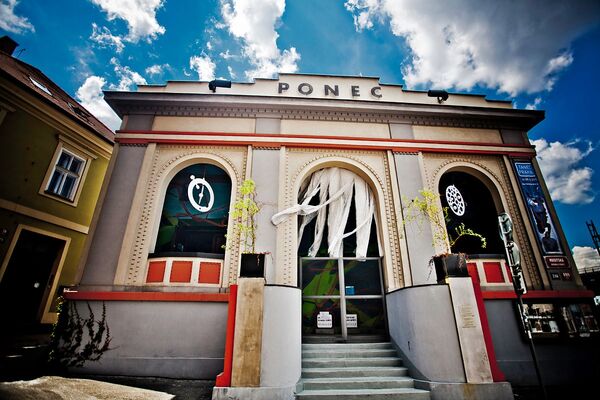 Divadlo Ponec.