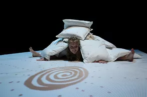 Snílek – nová inscenace souboru FysioART o síle snů a dětské fantazii v Divadle BRAVO!