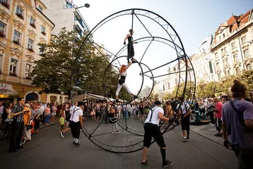 Festivaly Za dveřmi a Nultý bod v Praze přitáhly přes 10 tisíc návštěvníků