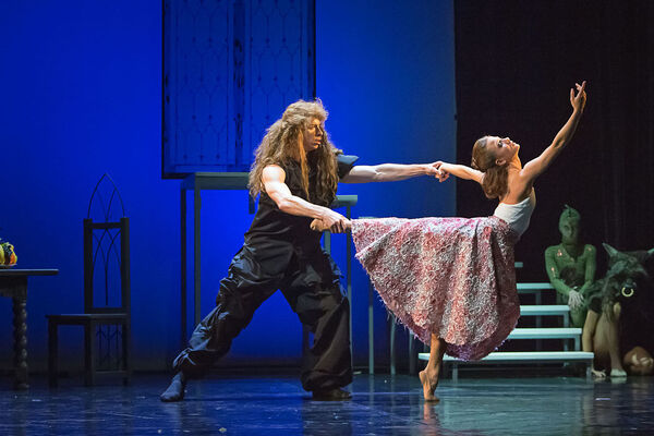 Kráska a zvíře (Z. Mládek, L. Horná). Foto: Michal Siroň