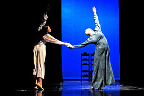 Margarita Plešková (Solvejg), Jelena Kinkeris (Aase). Foto www.berounsky.cz.