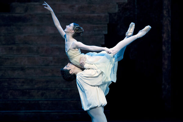 Lauren Cuthbertson a Federico Bonelli.