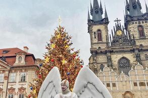 Andělé v ulicích. Foto: Viktor Šorma.