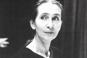 Pina Bausch. Foto: Wilfried Kruger, program Pařížské Opery 2002.