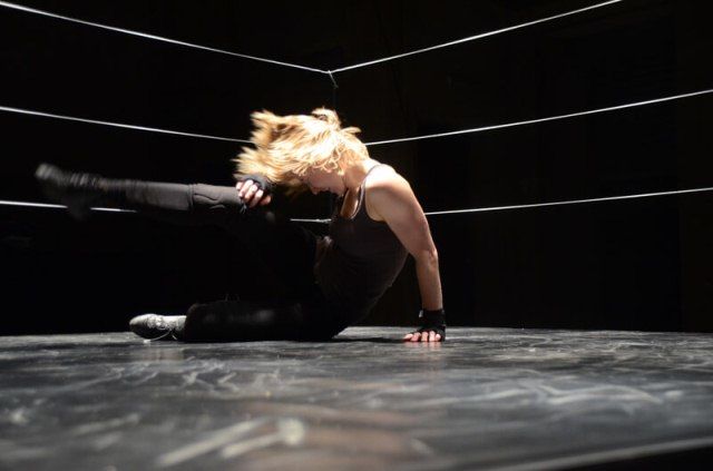 Markéta Vacovská a performance MUD jako předvoj Pražského Quadriennale