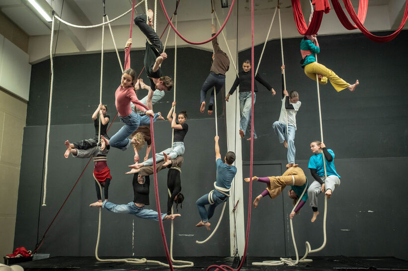 Nuselské dvorky 2025. CIRQUEON. Foto: Anna Šolcová.