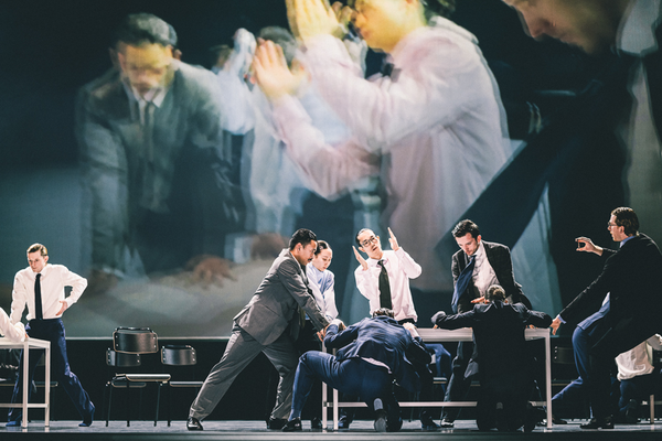 Figures in Extinction. Foto: Rahi Rezvani.