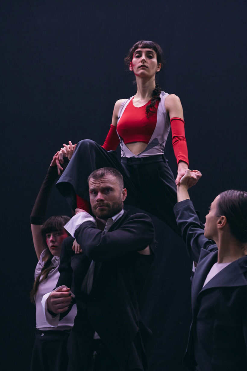 Trapéza. Foto: Michal Ureš. 