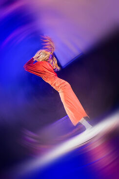 Ikonická jízda. Becka McFadden. Foto: Natálie Divincová. 