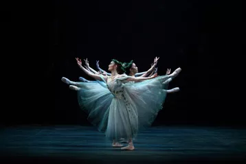 Giselle z English National Ballet – Plná historie, přesto chvílemi plytká