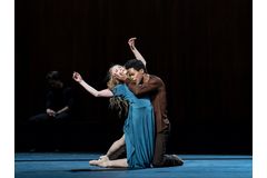 The Cellist (Lauren Cuthbertson, Marcellino Sambé). Foto: The Royal Ballet/ Bill Cooper.