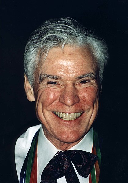 Jacques d’Amboise © copyright John Mathew Smith 2001. Zdroj Wikimedia Commons.