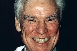 Jacques d’Amboise © copyright John Mathew Smith 2001. Zdroj Wikimedia Commons.